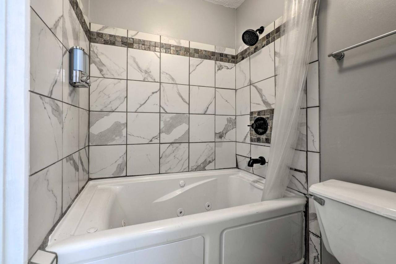 Convenient Condo With Hot Tub - Walk To Beach! Panama City Beach Extérieur photo
